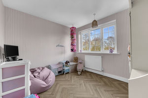 Photo 19- click for photo gallery